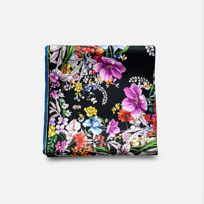 Foulard en sergé de soie véritable pour femmes, foulard de tête imprimé de fleurs, châle bandana car