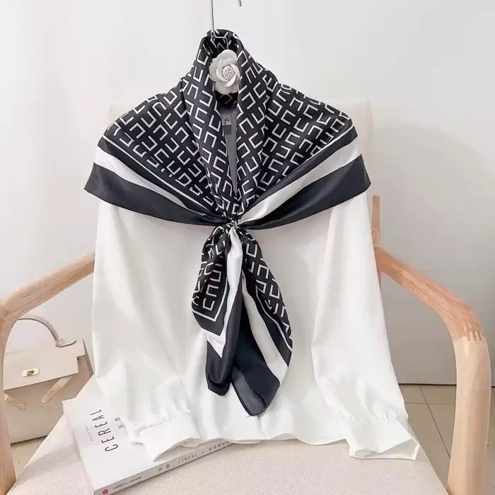 1 pièces 90cm foulard en sergé couleur unie lettre imprimé foulard en soie simple grand carré crème 