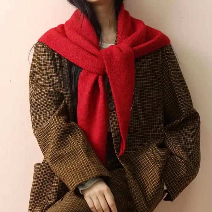 Grande taille laine Style coréen tricoté écharpe triangulaire femmes hiver chaud foulard châle vendu