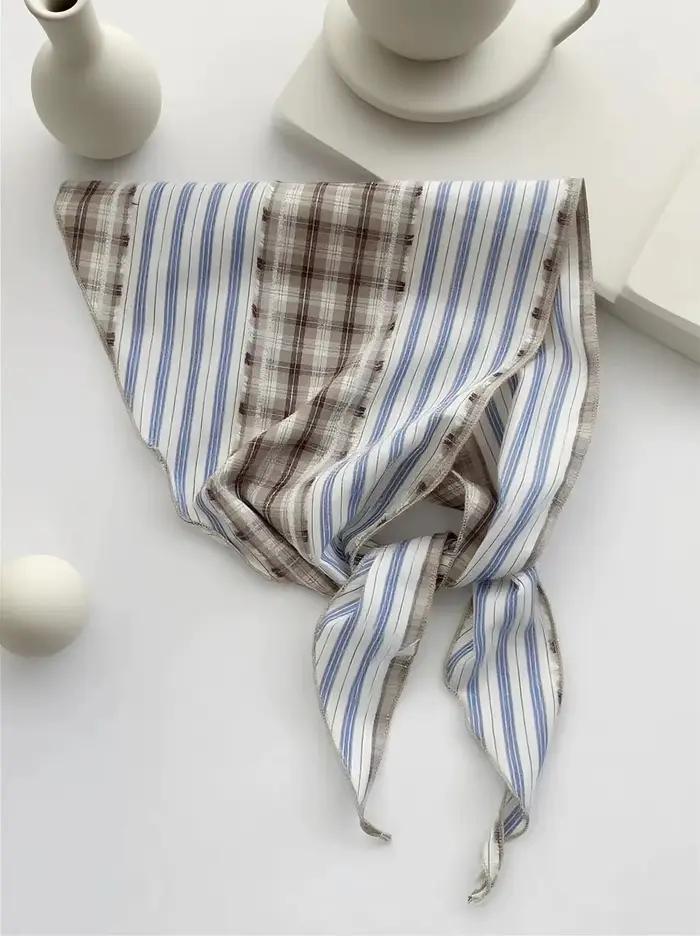 Nouvelle Collection Printemps-Été : Foulard Triangle Femme en Soie, Motif Floral Artistique Champêtr