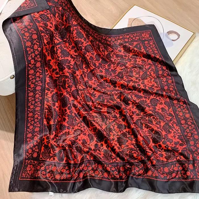 Foulard de marque de luxe pour femme musulmane imprimé en polyester multicolore et multifonction pour toutes les saisons et occasions