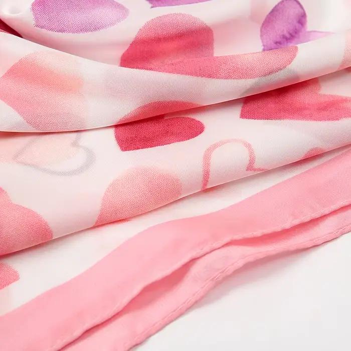 Foulard en soie polyester élégant avec motif animal de compagnie pour femmes, écharpe châle ou hijab pour occasions décontractées春夏秋冬季女士时尚丝质方巾动物图案大方头巾丝巾围巾