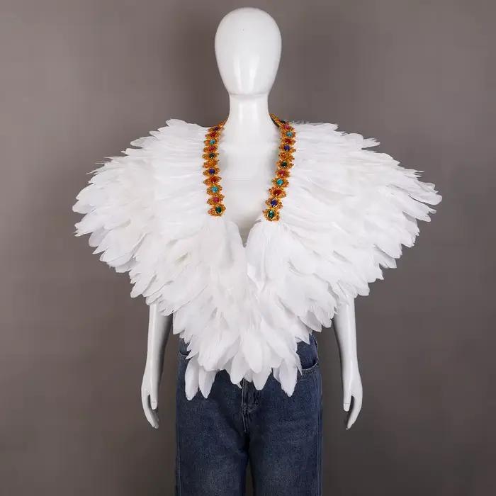 Foulard Halloween en plumes surdimensionné pour femmes, châle festif avec patchwork, accessoire de costume pour célébrations et événements spéciaux