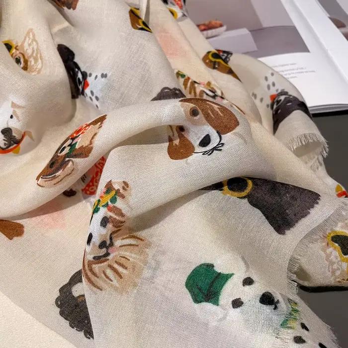 Écharpe mignonne imprimée en polyester avec motifs d'animaux de compagnie pour femmes, protection solaire, élégance décontractée pour toutes les saisons