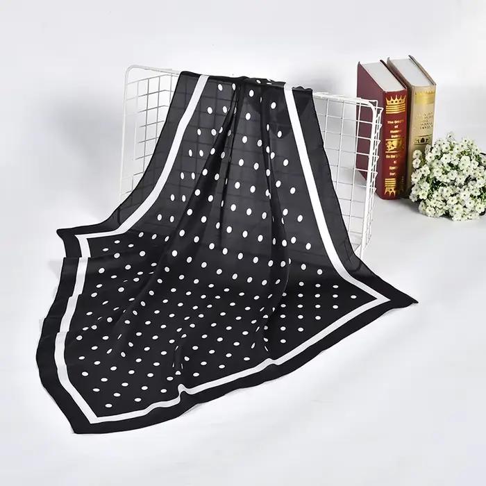 Foulard carré en soie imitée pour femmes musulmanes