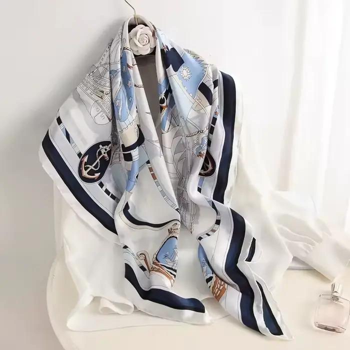 Foulard carré de luxe 90x90cm pour femme
