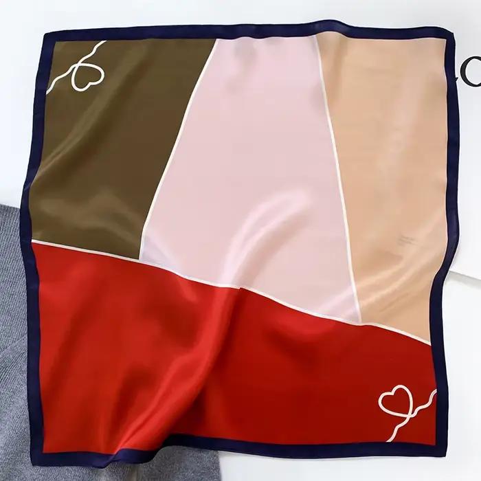 Nouvelle écharpe 100% soie Bandana femmes foulards carrés foulard élégant printemps mode luxe haute
