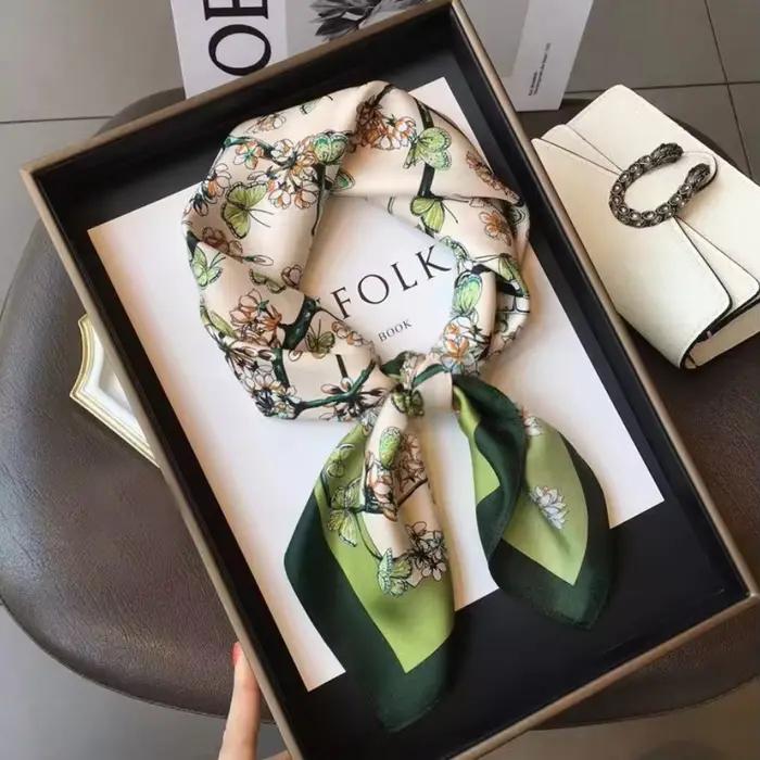 Foulard en soie imprimé pour femmes, 70cm, imitation soie, élégant, polyvalent, sac à couvre-chef, a