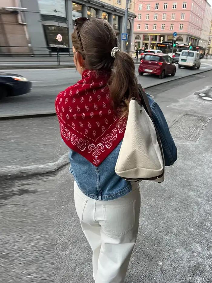 Écharpe Tricotée Réversible en Jacquard pour Femme
