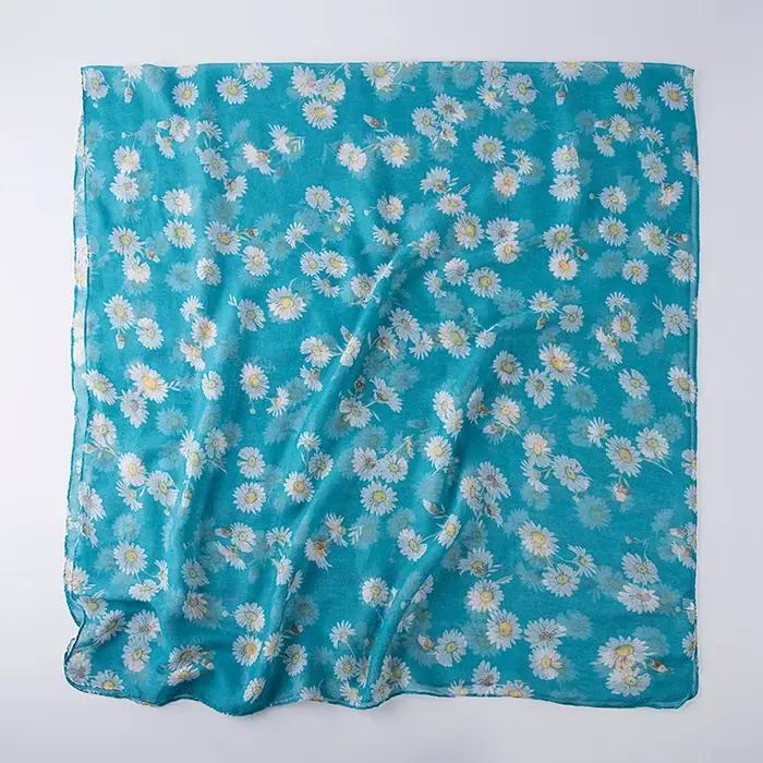 Écharpe pour femme à imprimé marguerite grise