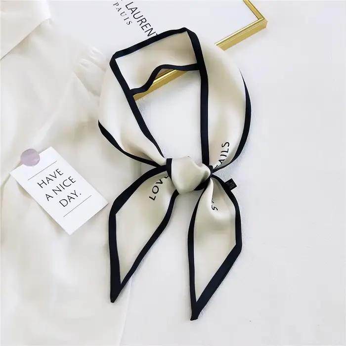 Longue Écharpe Étroite en Satin pour Femme
