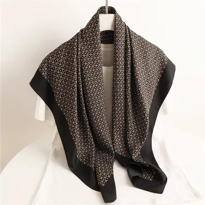 90*90 cm Satin écharpe Scarftop chapeaux pour femme mode quatre saisons cheveux accessoires Hijab Foulard Bandana châle