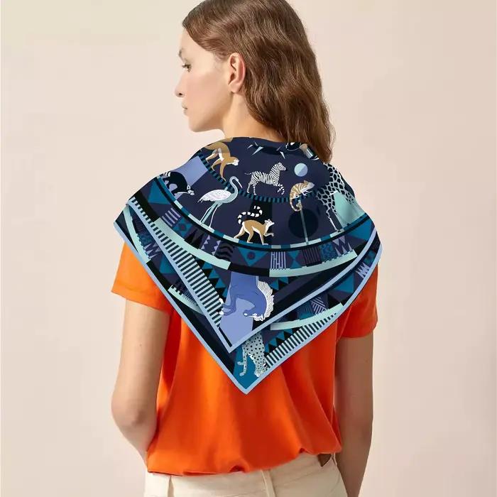 Nouveau Foulard en soie châle marque de luxe cirque tigre girafe imprimé Foulard carré femmes Hijabs Bandana Foulard foulard foulards