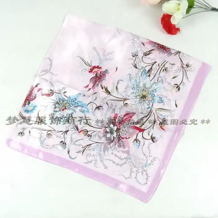 Écharpe hijab rose BYSIFA en soie polyéthylène design floral pour femmes, carré, lavande claire, multifonctionnelle pour toutes les occasions