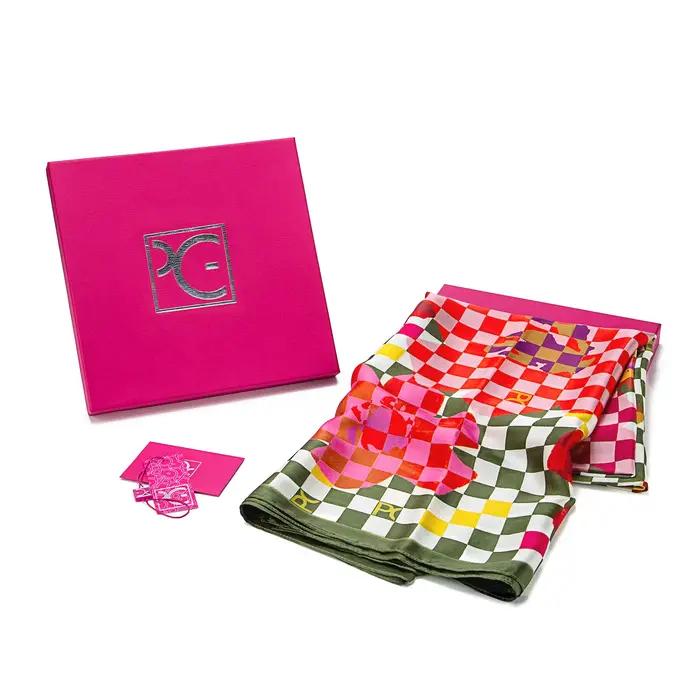 Écharpe en soie haute couture pour femme avec motifs uniques style niche pour toutes les saisons et occasions spéciales