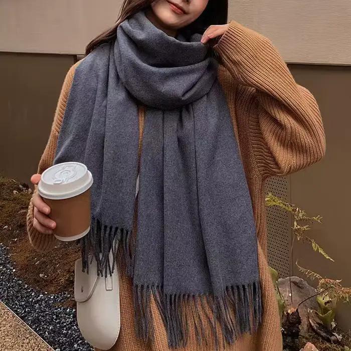Écharpe blanche à pompons pour femme! Châle épais et chaud