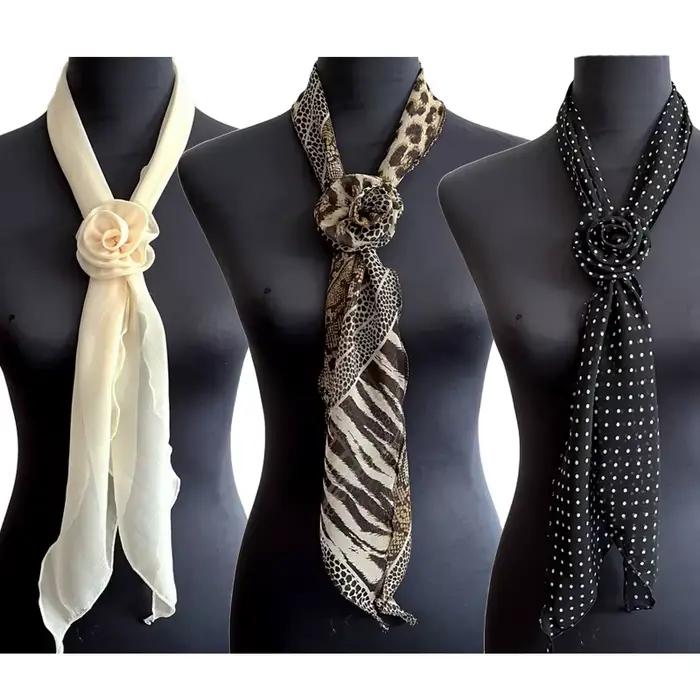 Foulard en soie imprimé léopard élégant pour femmes