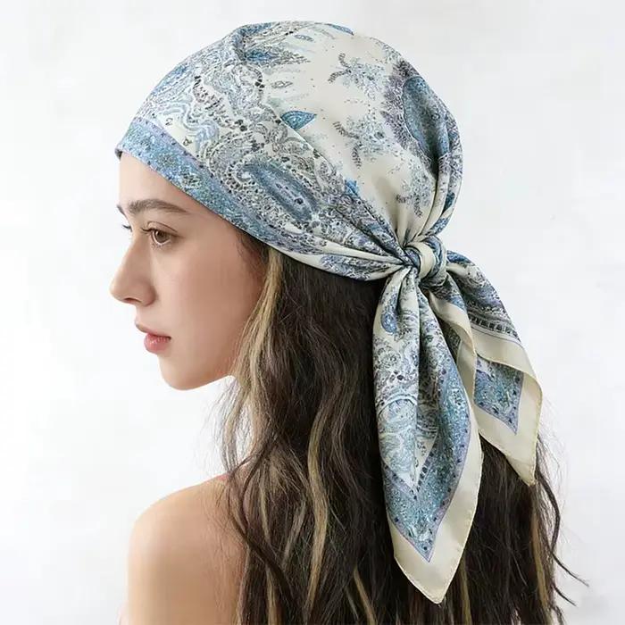 Foulard en soie imprimé cachemire élégant pour femmes occassions printemps automne shopping bureau