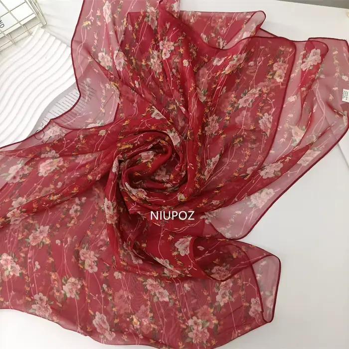 Rouge petite fleur femmes élégant en mousseline de soie Georgette Bandana écharpe été plage crème solaire mince Hijab
