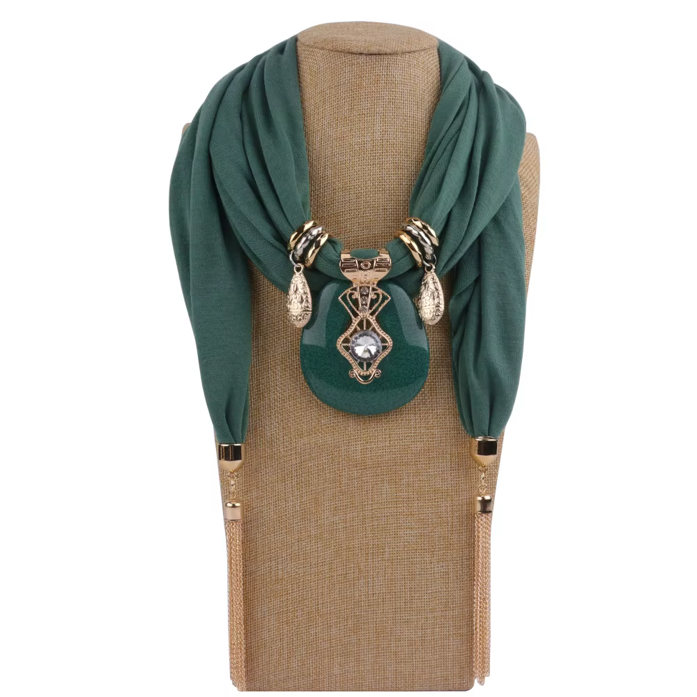 Mode femmes couleur unie gland Wrap écharpe multi-style décoratif bijoux collier pendentif écharpe H