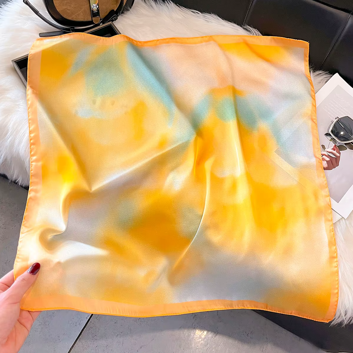 Écharpe carrée de luxe pour femmes, élégante, douce, en soie artificielle, imprimée, foulard, hijab,