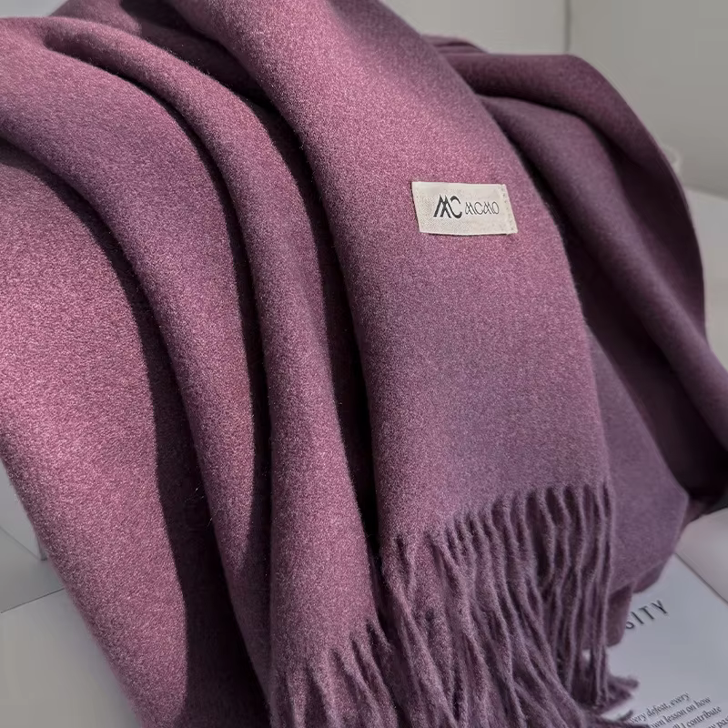2025 nouvelle écharpe d'hiver pour les femmes longues chaudes foulards en cachemire Hijab solide dam