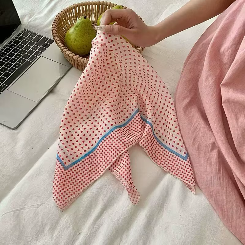 Écharpe pour femmes, petites foulards carrés de style coréen, frais et Simple, couleur violette, Sty