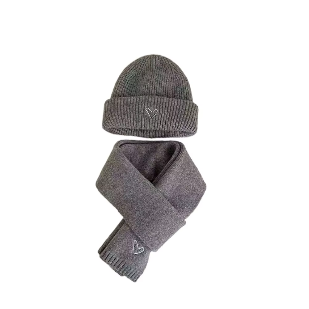 Ensemble écharpe chapeau tricoté brodé de cœur d'amour, couleur unie, bonnet chaud épais au Crochet,
