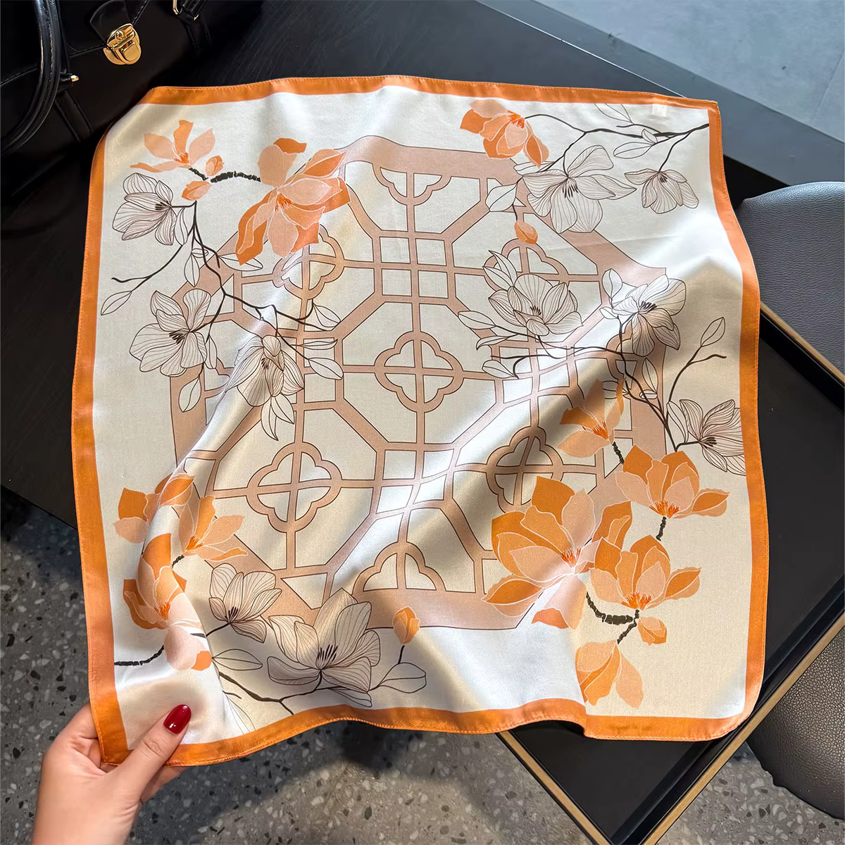 Foulard 100% Soie de Mûrier pour Femme, Léger, Carré 21 pouces, Écharpe de Cou, Foulard de Tête et C
