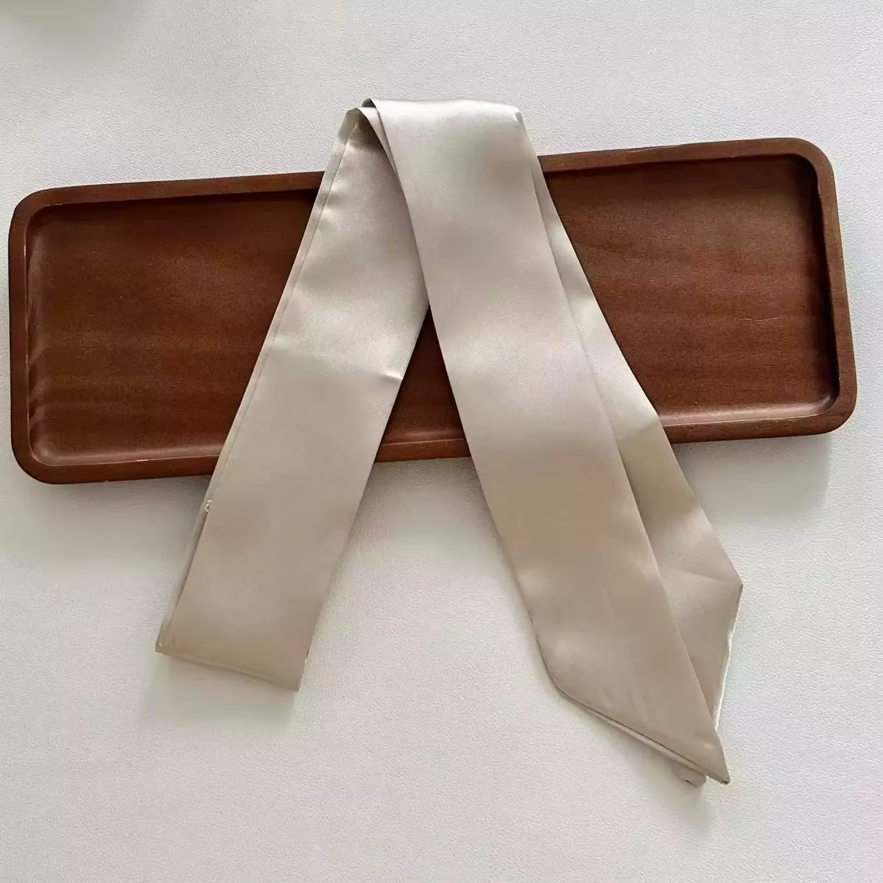 Écharpe longue et fine 4,5x100cm pour femme, en satin imitation soie, bandeau, foulard mignon, coule