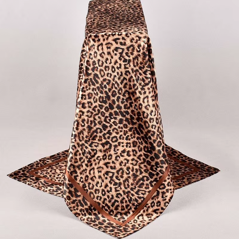 Foulard Carré en Satin Doux pour Femme, 90x90cm, Belles Fleurs, Châle, Écharpe de Sauna