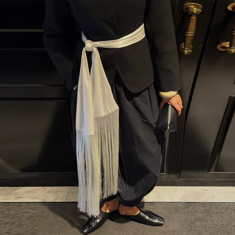 Écharpes pour femmes 2026 : Nouvelle collection tendance, unies avec franges, accessoires polyvalent