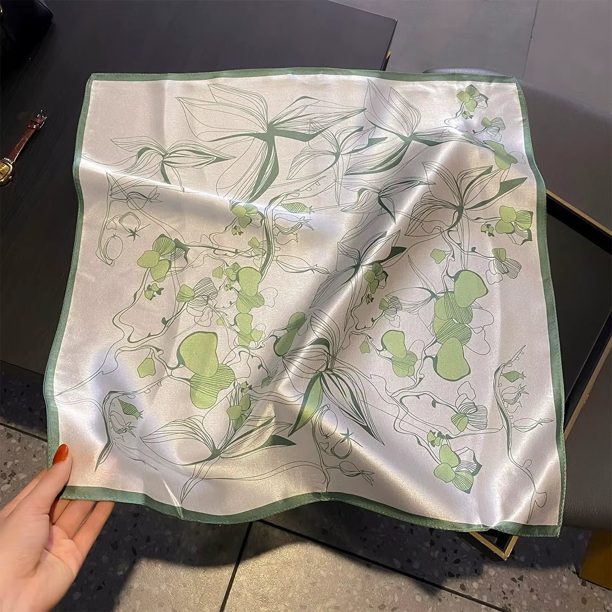 Foulard 100% Soie de Mûrier Véritable pour Femme, Imprimé Floral, Bandeau, Foulard de Luxe, Écharpe