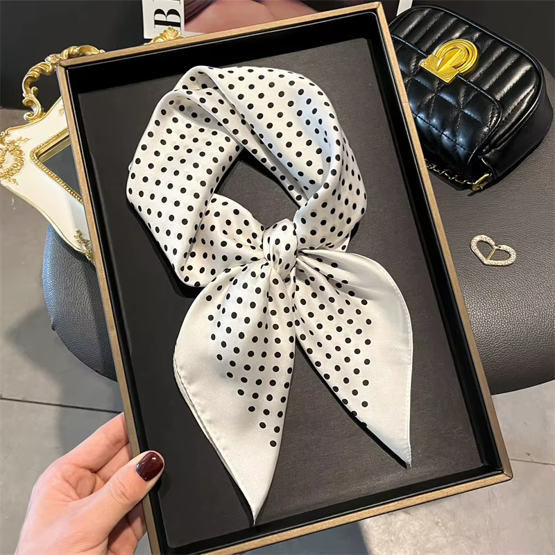 Écharpe rayée minimaliste nordique pour femme, écharpe carrée en fausse soie de 70 cm, châle polyval