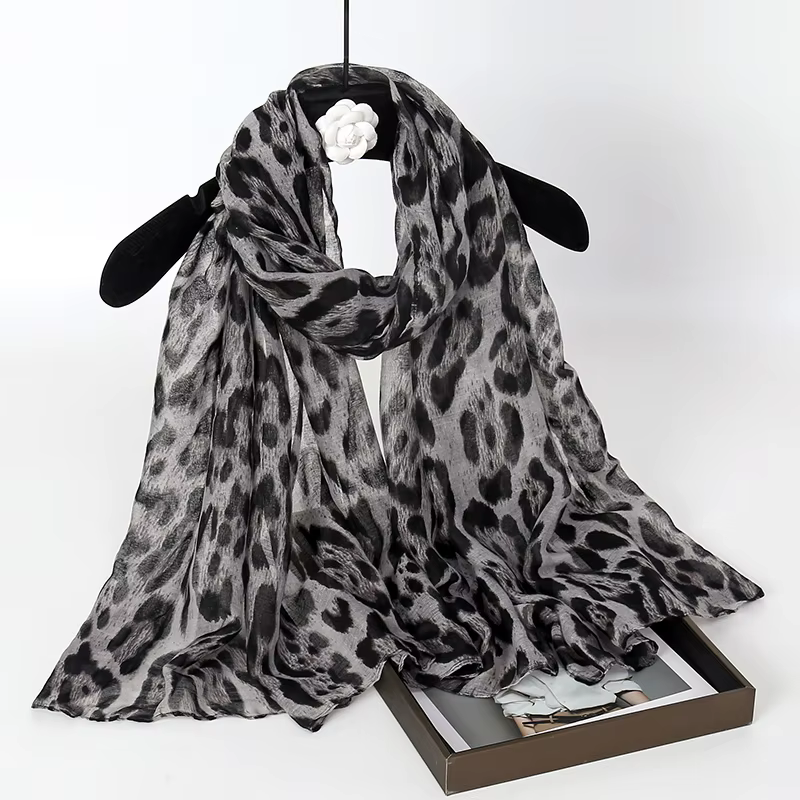Foulard imprimé léopard en Voile pour femmes, foulard de luxe, mode printemps et été, châle polyvale