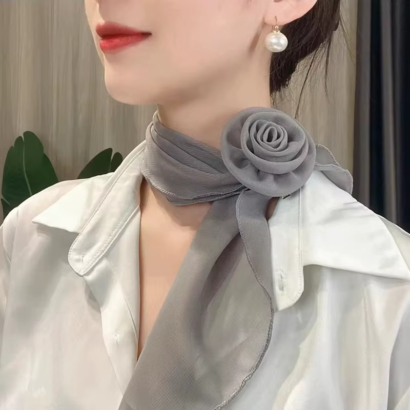 Écharpe en mousseline de soie élégante et luxueuse, tendance, avec décoration de rose détachable, éc