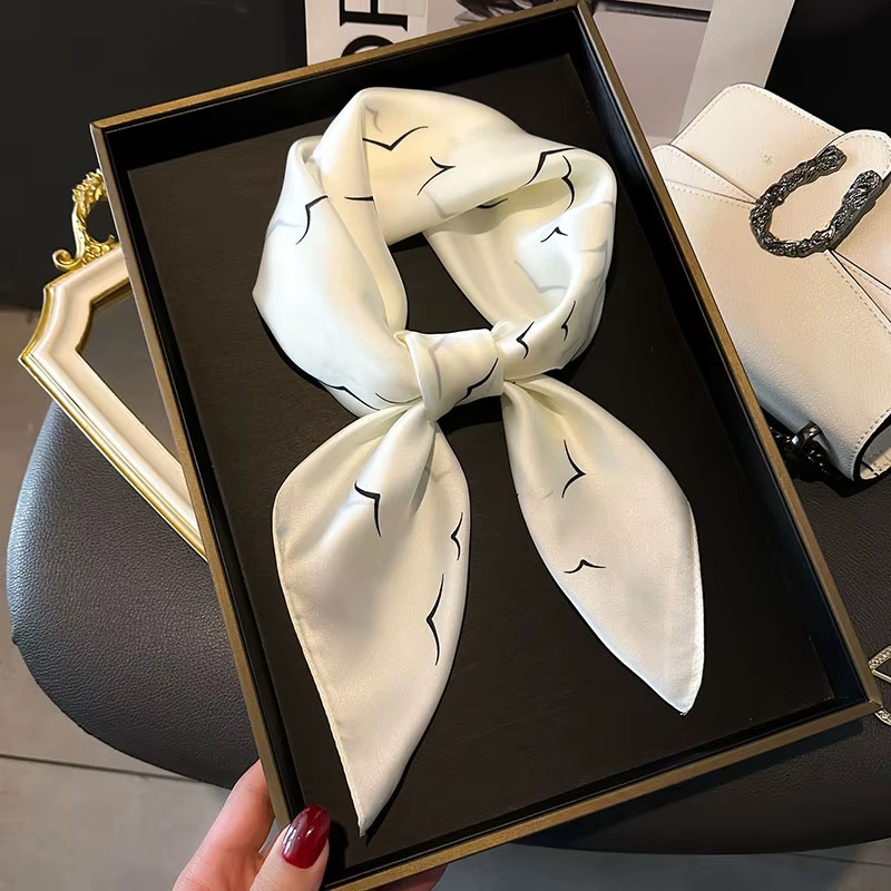Foulard carré imprimé de luxe pour femmes, bandeaux de cheveux Hijab, foulard de la présidence, châl