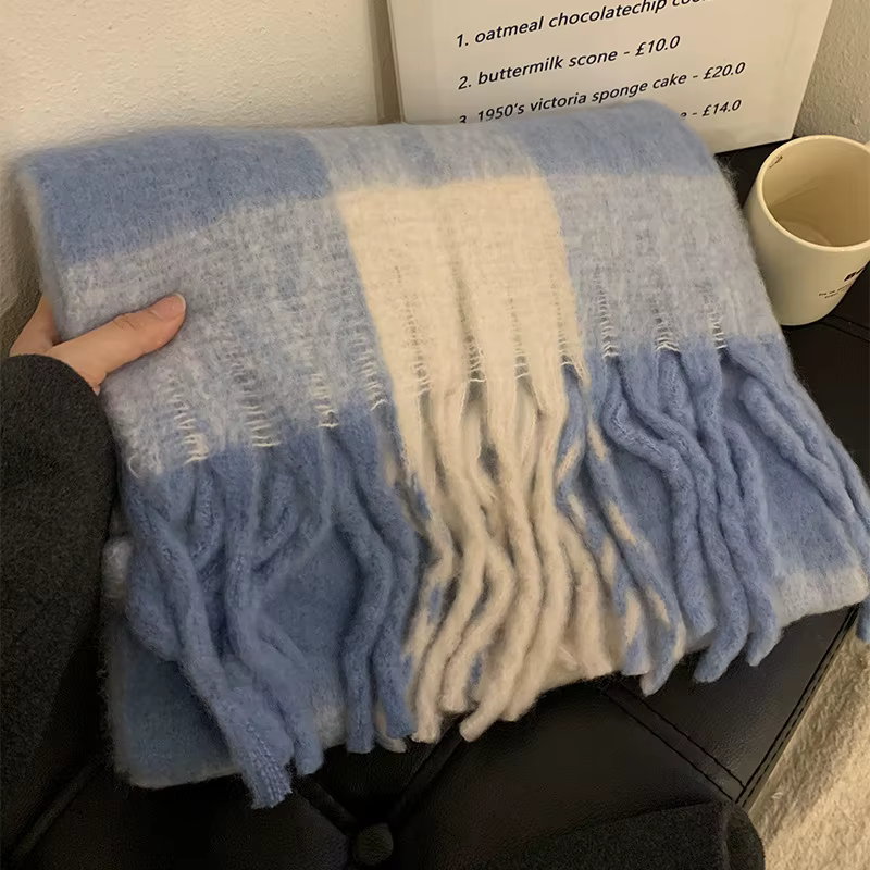 Nouvelle écharpe pour femmes hiver Style coréen Couple sensation bleu et blanc Plaid mode polyvalent