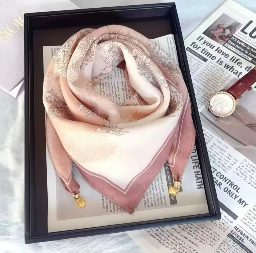 Foulard en soie à boucle magnétique de luxe pour femmes, écharpe carrée imprimée pour automne et hiv