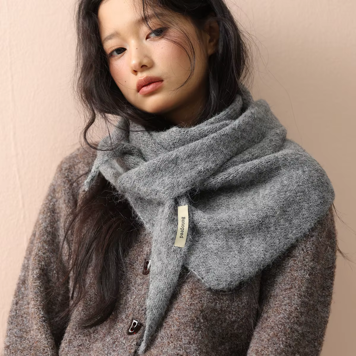2025 laine hiver écharpe pour femmes chaud triangle tricot foulards Hijab solide dame châle envelopp