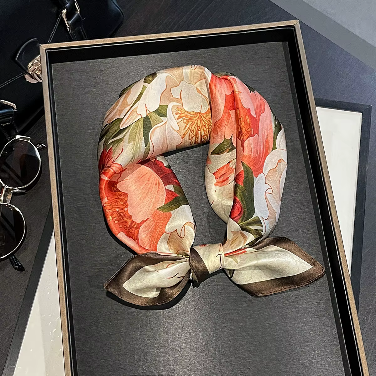 Foulard carré pour femme, été, 100% soie véritable, châle, bandeau pour cheveux, pashmina, écharpe, 