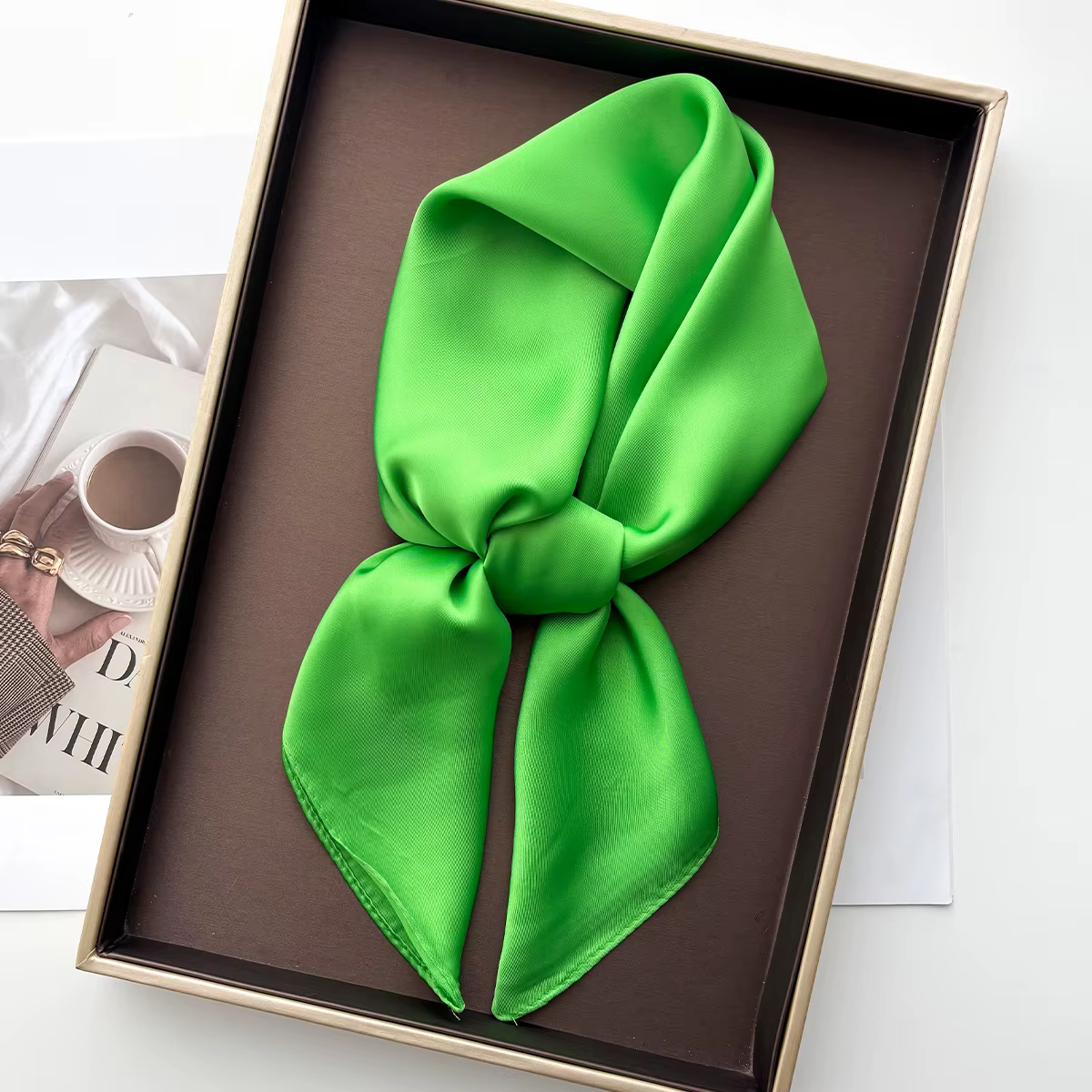 Foulard coloré pour femme, en couleurs unies, effet soie, écharpe de cou, bandeau, petit hijab carré