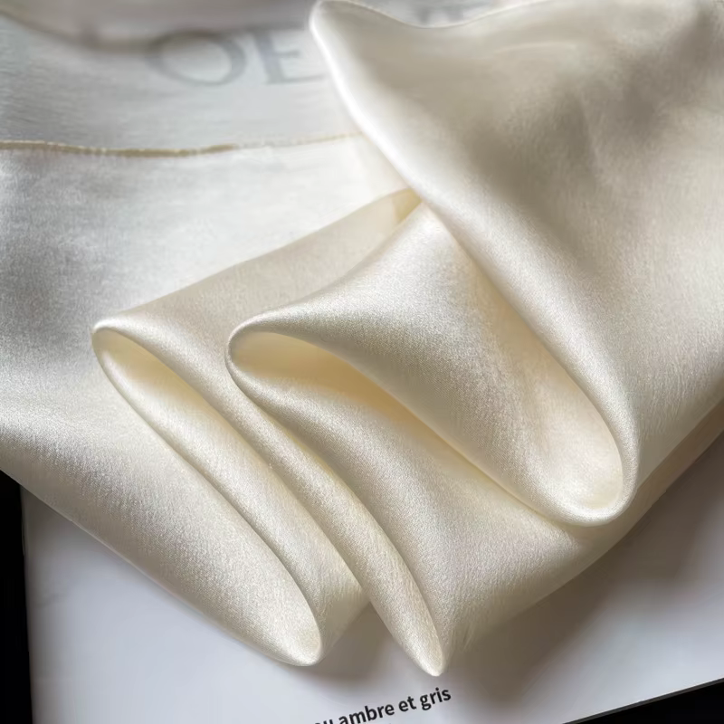 Mode 100% véritable Foulard en soie femmes châles enveloppes pour dames Foulard foulards Pashmina fe