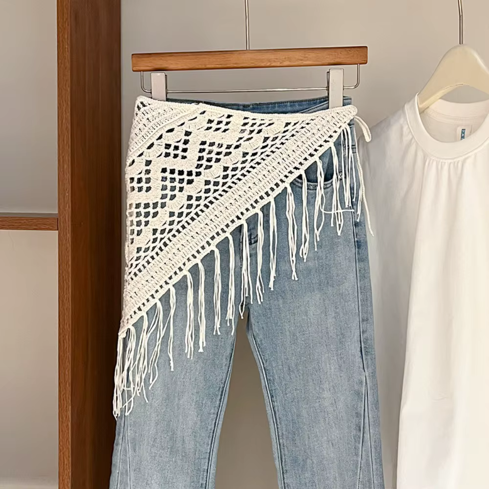Écharpe triangulaire tricotée à pompons style bohème, châle ajouré en dentelle style campagne exotiq