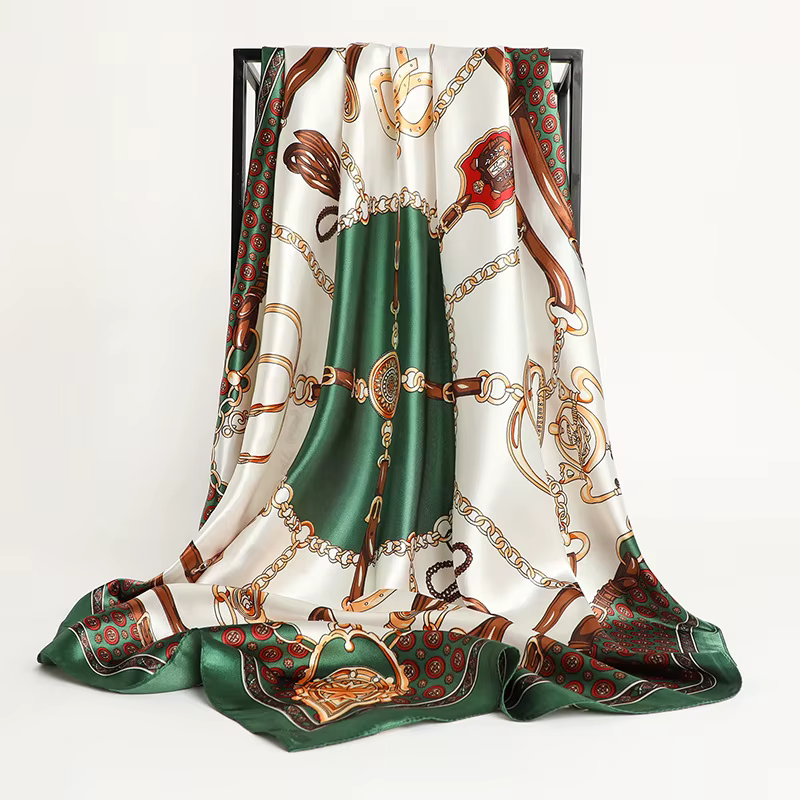 Foulard carré en soie pour femmes