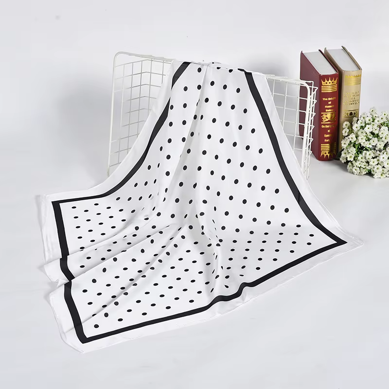 Foulard carré en soie imitée pour femmes musulmanes