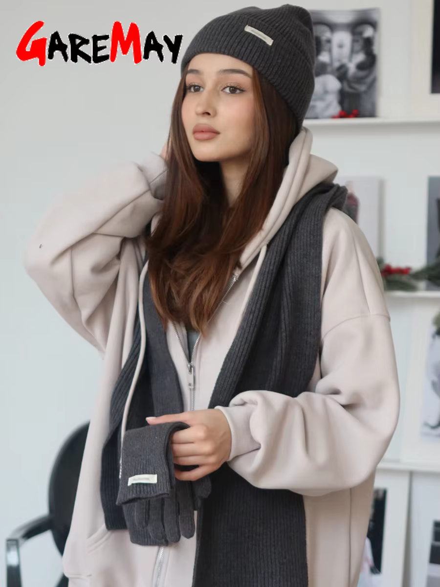 Ensemble bonnet écharpe et gants pour femme