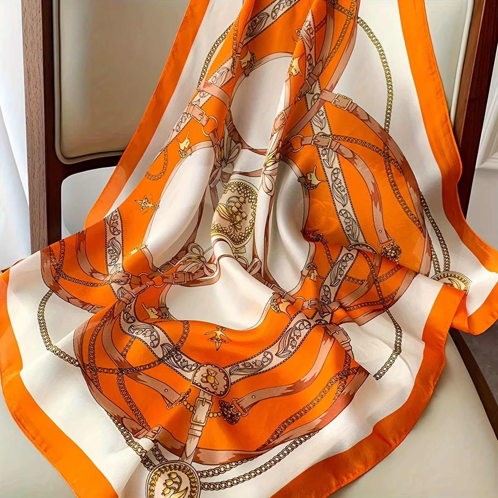 Foulard carré imprimé Orange bleu marine