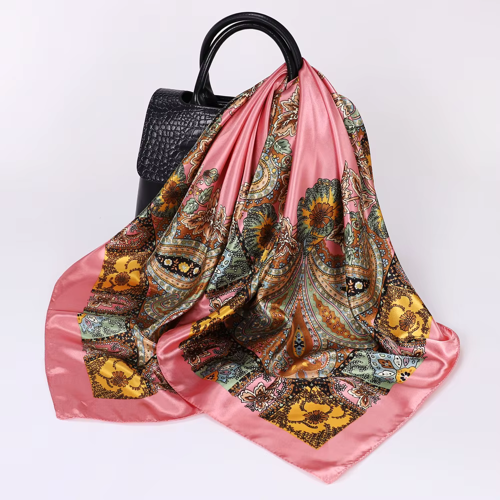 Foulard carré 90 cm pour femme