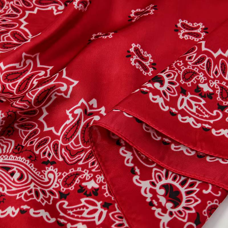 Foulard imprimé Paisley rouge pour femmes